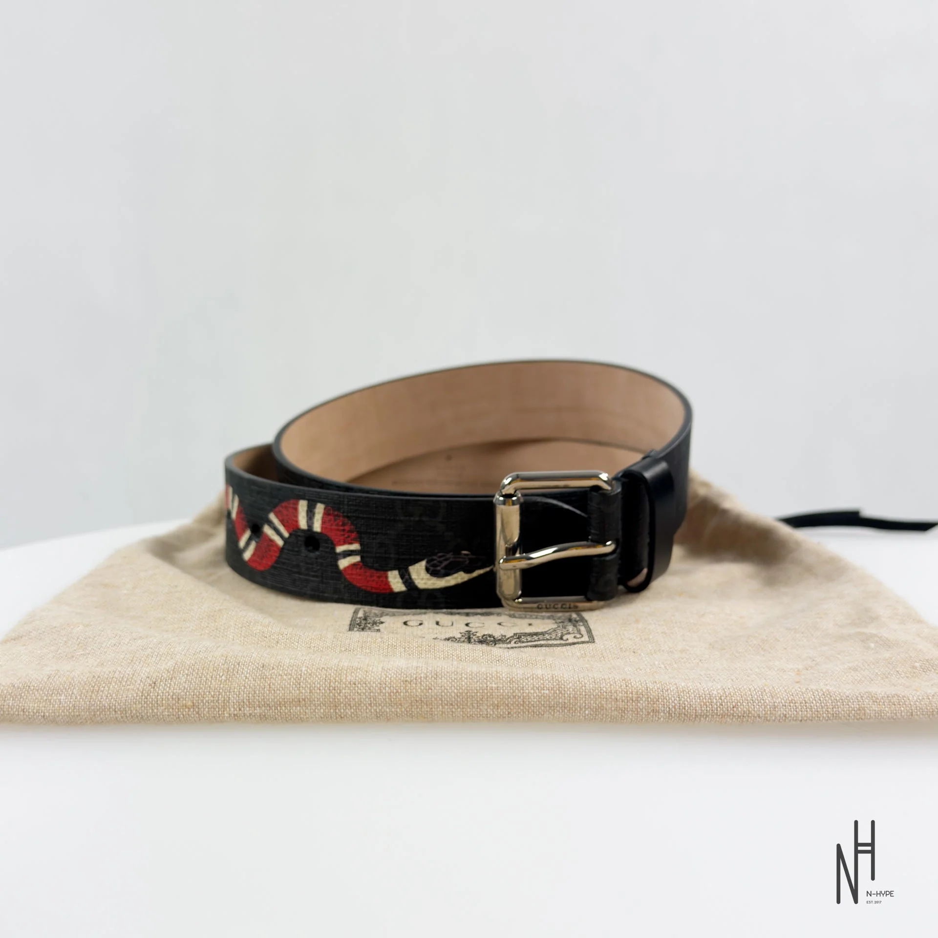 Gucci Kingsnake Monogram Belt Black / Red