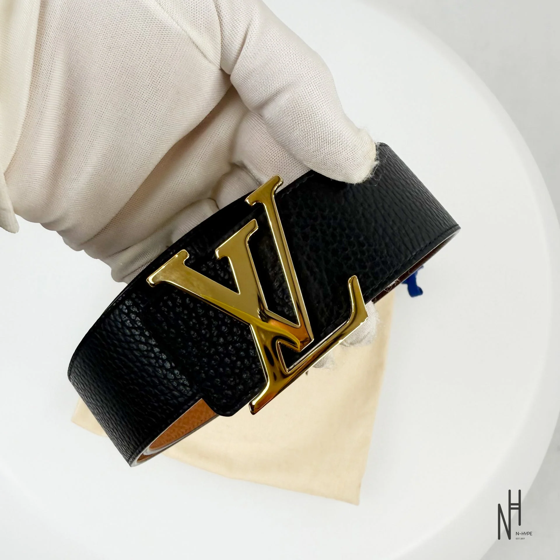 Louis Vuitton Initials 40MM Reversible Taurillon Leather Black / Brown - Image 6