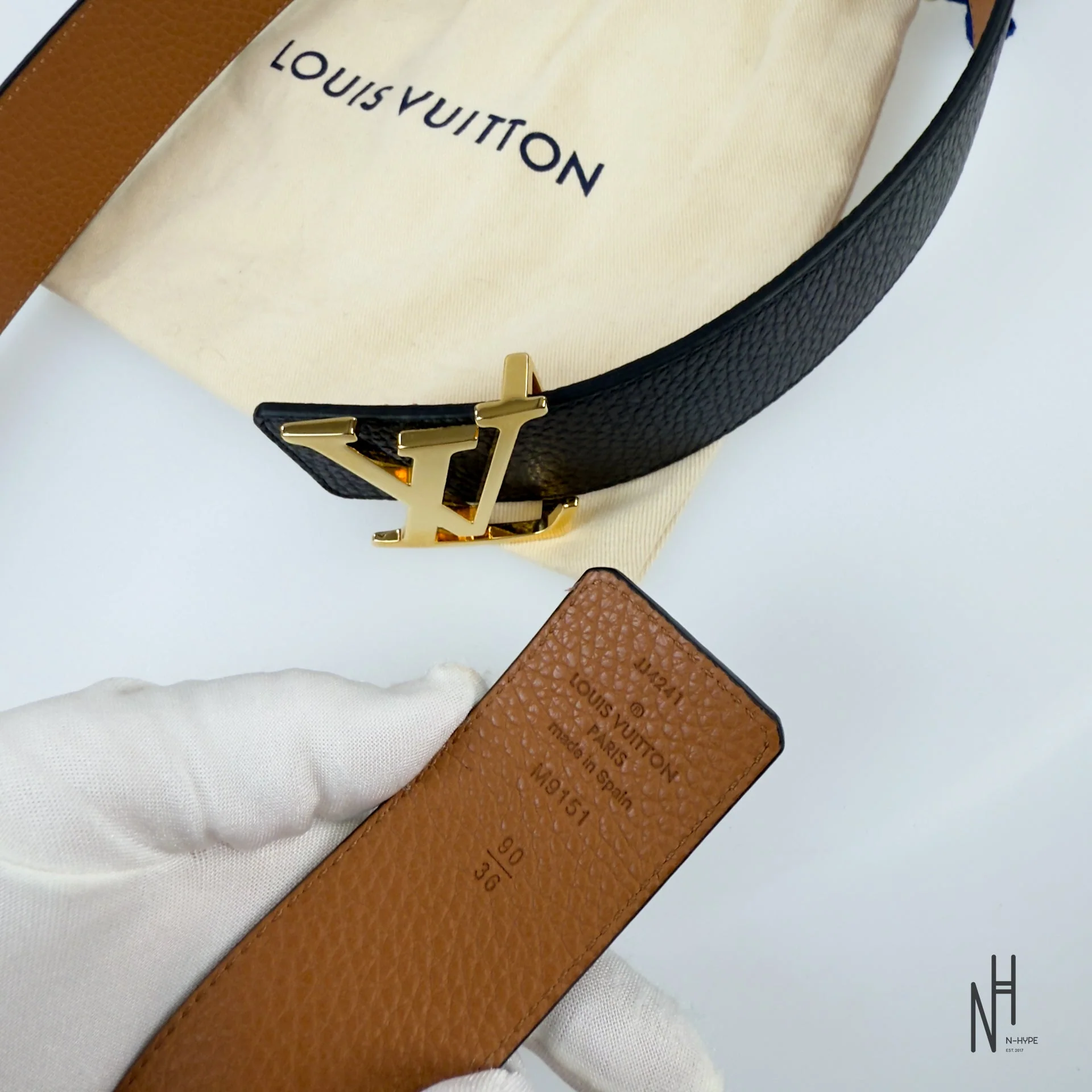 Louis Vuitton Initials 40MM Reversible Taurillon Leather Black / Brown - Image 8