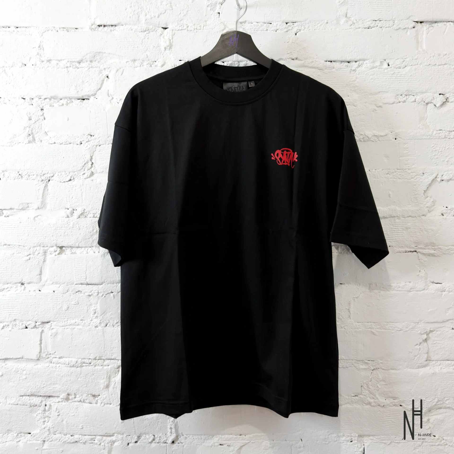 Syna World Synarchy Short Sleeve Tee Black Red